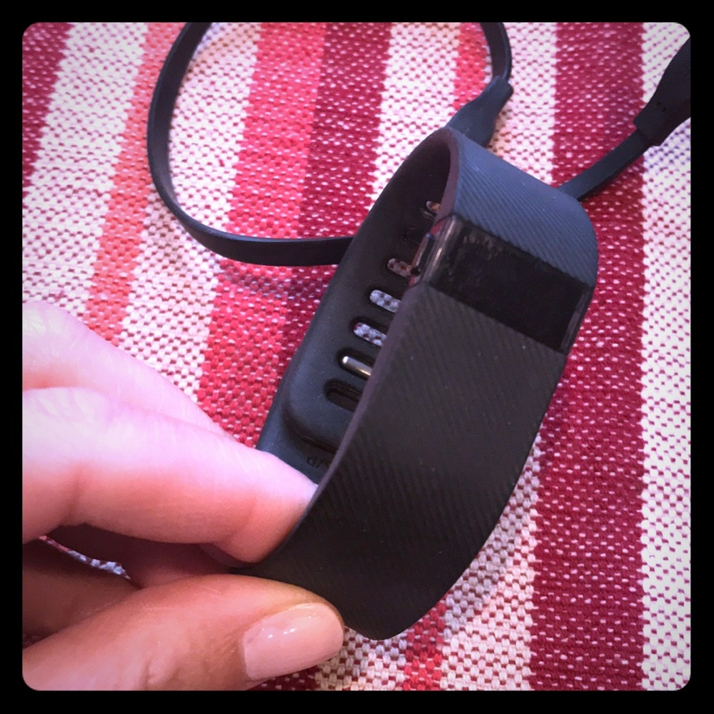 Fitbit Charge - image 1